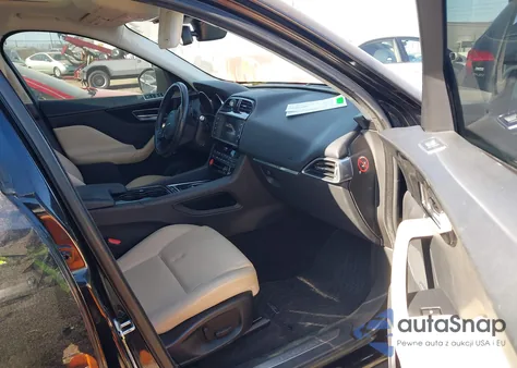 2017 Jaguar F-Pace 20D Premium из США, поврежденный, VIN SADCJ2BN9HA096140